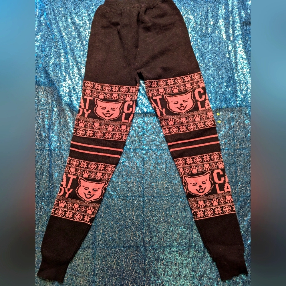 Cat lady sourpuss winter leggings